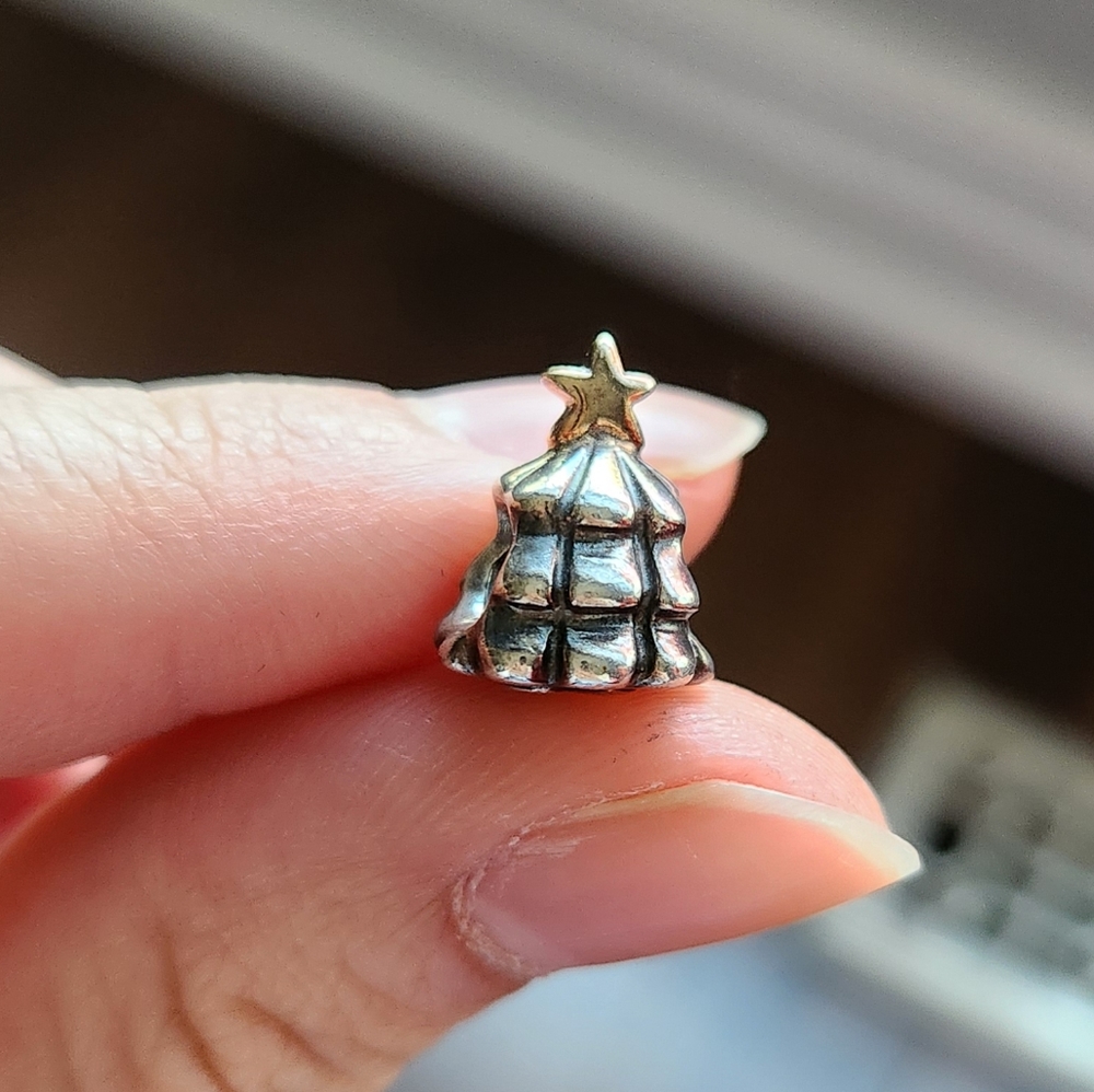 Pandora Christmas tree Charm